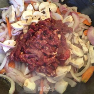 洋葱炒牛肉的做法步骤：7