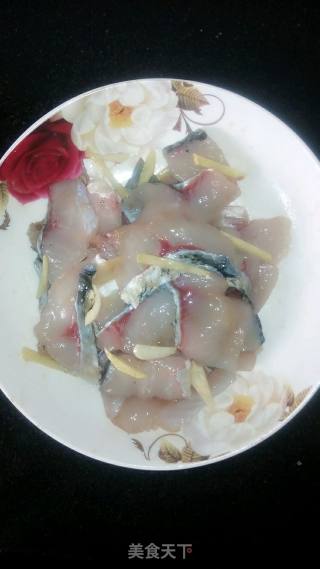 美味诱人的糖醋鱼片的做法步骤：3
