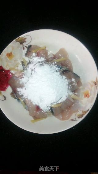 美味诱人的糖醋鱼片的做法步骤：4