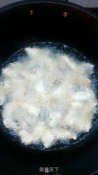 美味诱人的糖醋鱼片的做法步骤：5