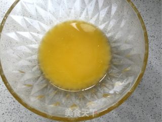 酥脆芝麻蛋卷的做法步骤：1