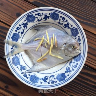 清蒸鲳鳊鱼的做法步骤：1