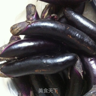 蒜茄子的做法步骤：1
