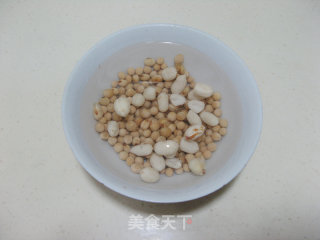 核桃红枣花生豆浆的做法步骤：2