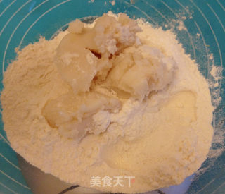 枣泥菊花酥的做法步骤：4
