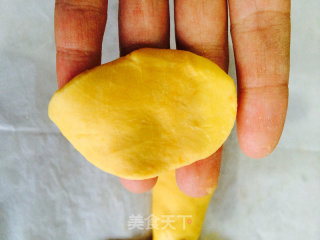 豆沙馅龙虾面包的做法步骤：9
