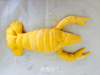 豆沙馅龙虾面包的做法步骤：14