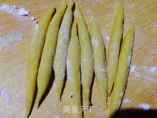豆沙馅龙虾面包的做法步骤：15