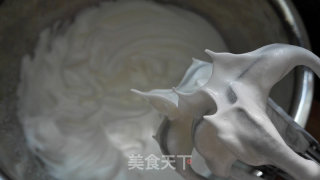 6寸可可戚风蛋糕的做法步骤：5
