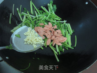 肠子炒芹菜的做法步骤：7
