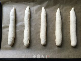 毛毛虫豆沙面包的做法步骤：15