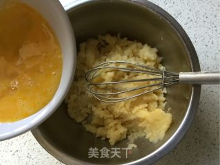 毛毛虫豆沙面包的做法步骤：21