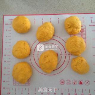 南瓜椰蓉包的做法步骤：6