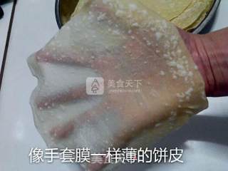 薄如纸的卷饼的做法步骤：12