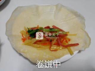 薄如纸的卷饼的做法步骤：28