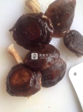 香菇鸡肉馄饨的做法步骤：8