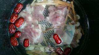 沙参山药炖猪骨汤的做法步骤：6