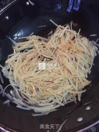 酸辣孜然土豆丝的做法步骤：7