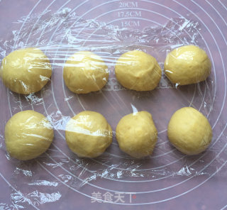 红豆沙南瓜面包的做法步骤：13