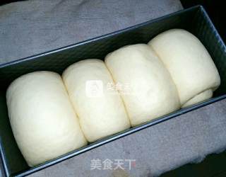 躲猫猫的馅---酸奶香蕉土司的做法步骤：9