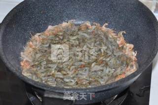 韭菜炒河虾的做法步骤：5