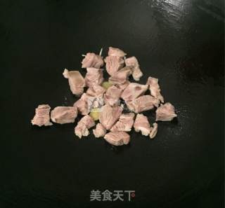 糖醋排骨的做法步骤：3