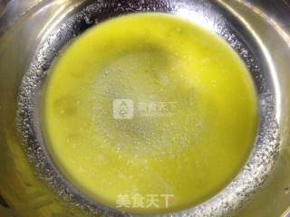红枣松软黄蛋糕的做法步骤：1