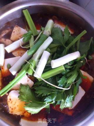 酸菜麻辣豆腐鱼的做法步骤：6