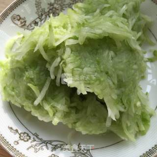 佛手瓜鲜虾猪肉馄饨的做法步骤：4