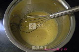 黑芝麻戚风蛋糕的做法步骤：4