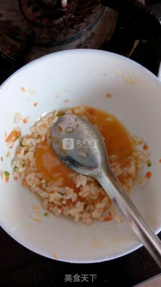 米饭蛋花饼的做法步骤：1