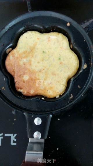 米饭蛋花饼的做法步骤：3