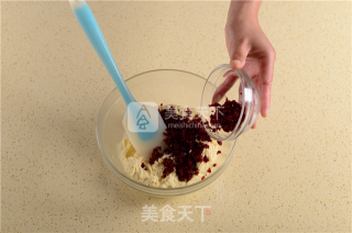 可酥可脆的蔓越莓饼干的做法步骤：4
