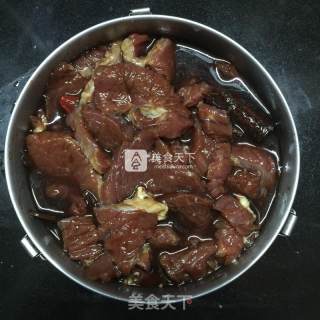 五香牛肉干的做法步骤：4