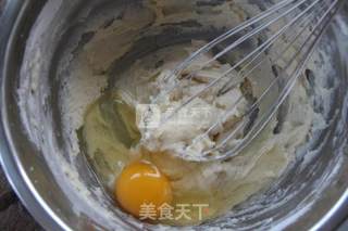 红丝绒果酱蛋糕卷的做法步骤：4