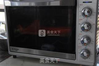 红丝绒果酱蛋糕卷的做法步骤：8