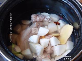 萝卜骨头汤的做法步骤：4