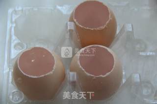 大人小孩都爱吃的甜点——原壳风味鸡蛋布丁的做法步骤：2