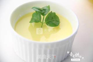 大人小孩都爱吃的甜点——原壳风味鸡蛋布丁的做法步骤：7