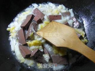酸菜鹅血的做法步骤：4