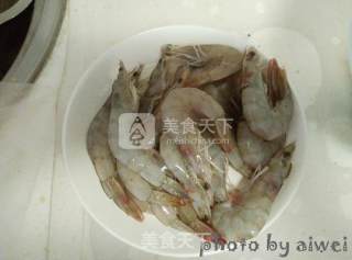 蒜蓉虾的做法步骤：2