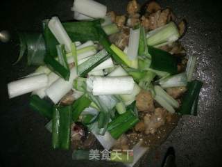 大蒜焖排骨的做法步骤：4