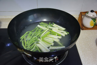 鱼汤面的做法步骤：6