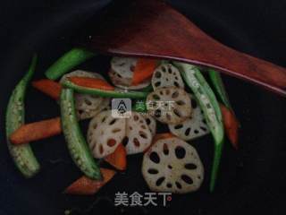 铁板牛肉杂蔬的做法步骤：5
