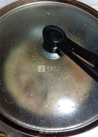 莲藕焖鸭肉家庭版的做法步骤：4
