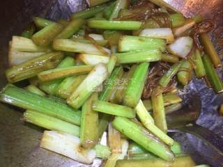 芹菜粉的做法步骤：4