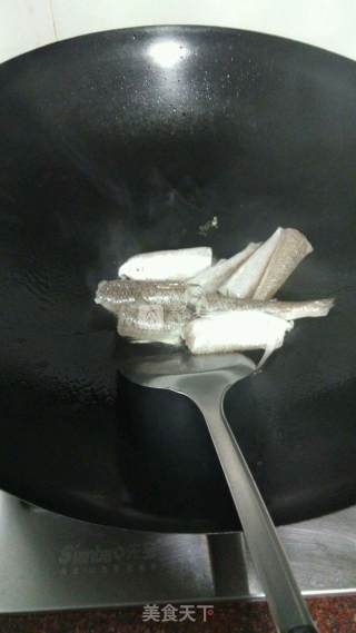 鱼汤的做法步骤：2