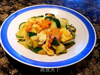 黄瓜炒鸡蛋的做法步骤：9