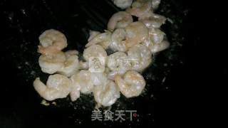 芹菜虾仁的做法步骤：3