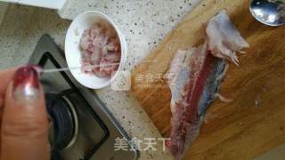 自制鱼圆的做法步骤：3